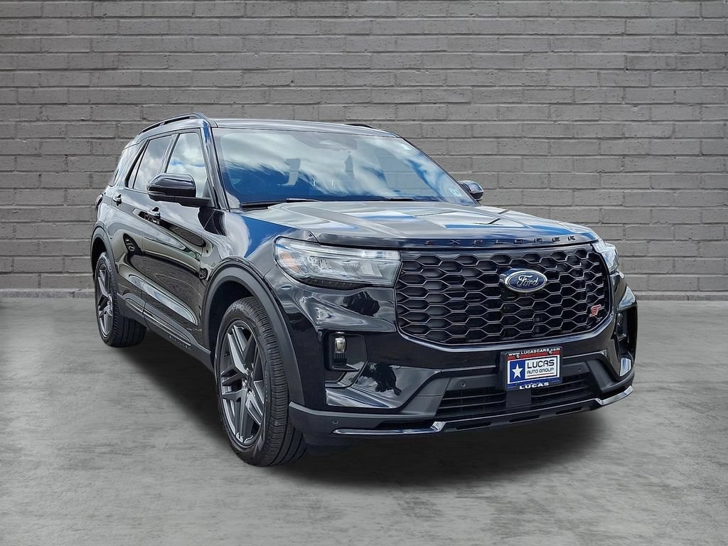 Used 2025 Ford Explorer ST SUV