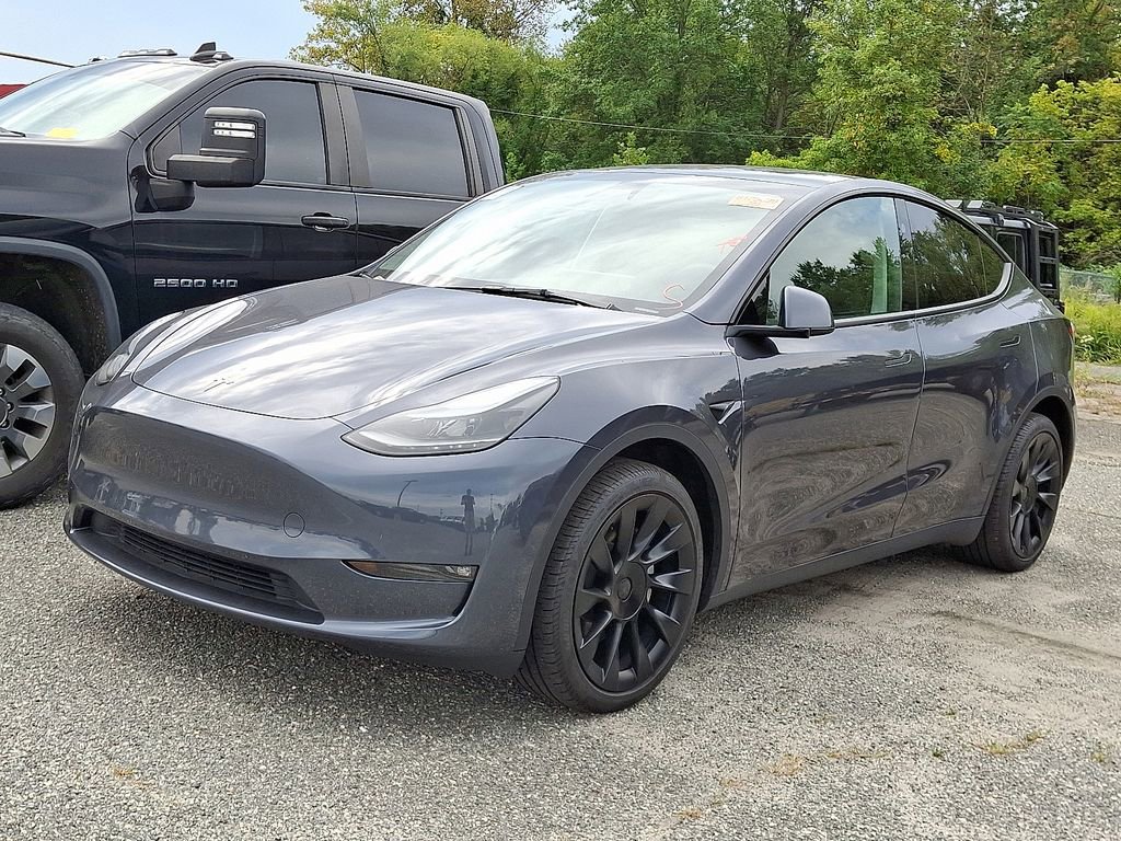 2023 Tesla Model Y Long Range photo 3