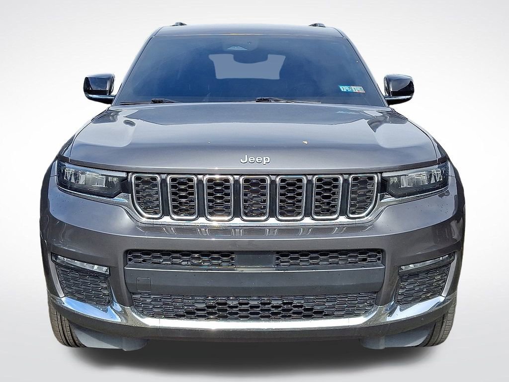 2022 Jeep Grand Cherokee Limited photo 2