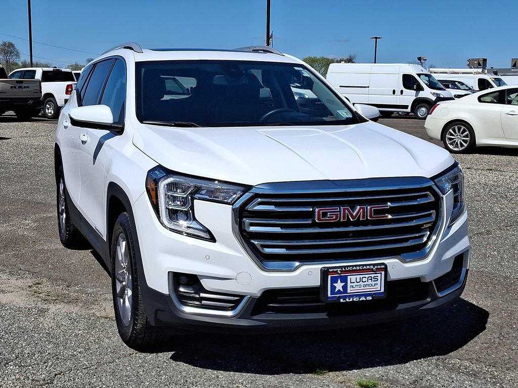 Used 2022 GMC Terrain SLT with VIN 3GKALVEV0NL124667 for sale in Lumberton, NJ