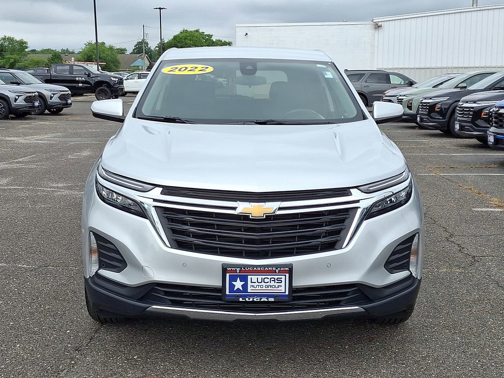 2022 Chevrolet Equinox LT photo 3