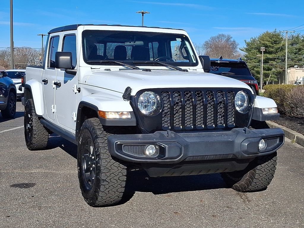 Used 2022 Jeep Gladiator Willys 4x4 Truck Crew Cab