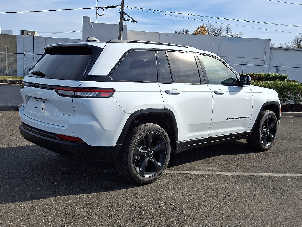 2023 Jeep Grand Cherokee Altitude - Photo 12