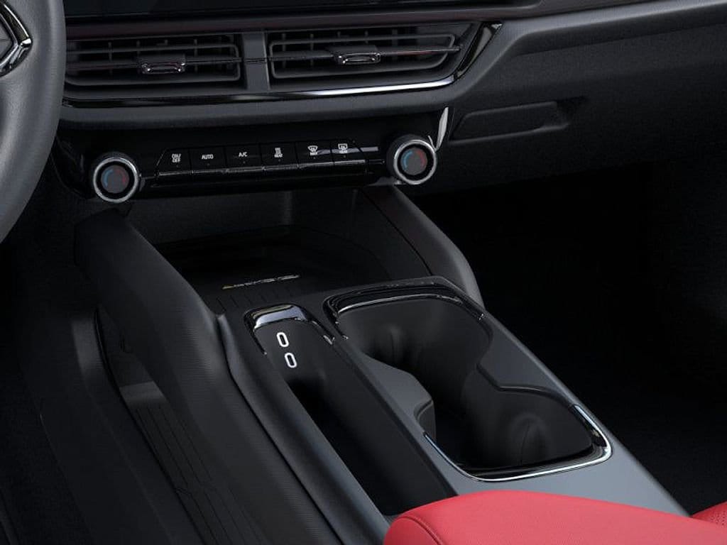 2025 Chevrolet Equinox EV RS - Photo 23