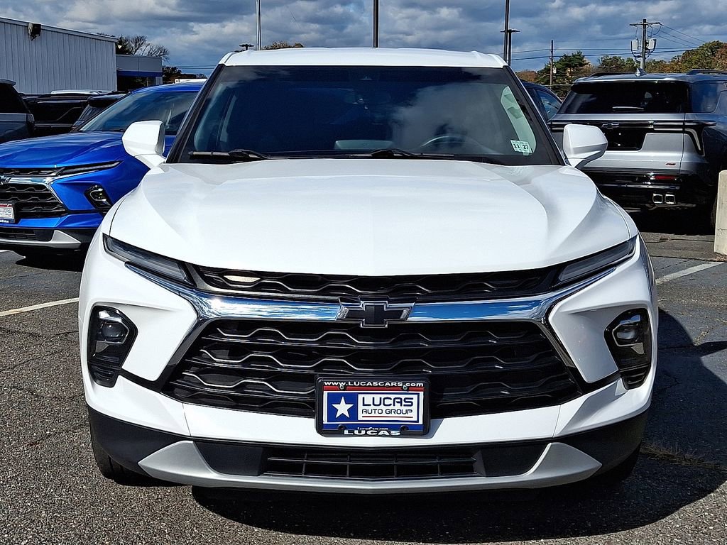 2023 Chevrolet Blazer 2LT photo 3