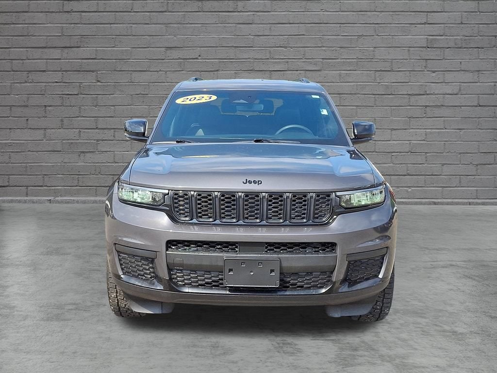 Used 2023 Jeep Grand Cherokee L Altitude 4x4 SUV