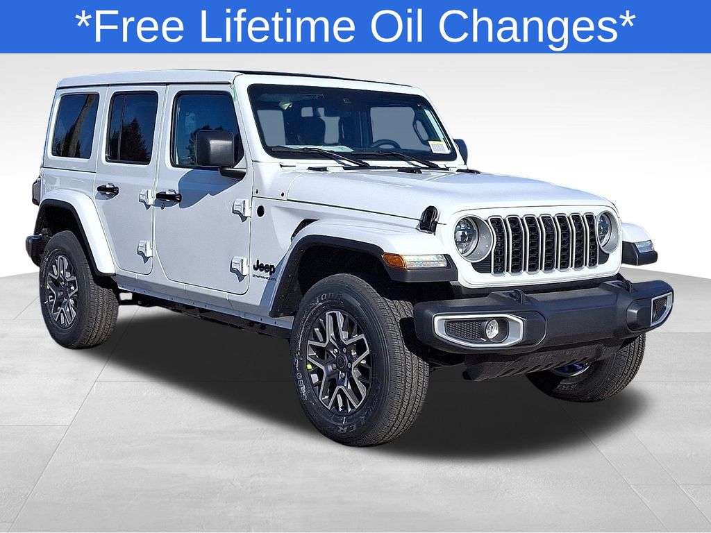 2025 Jeep Wrangler 4-Door Sahara's photo