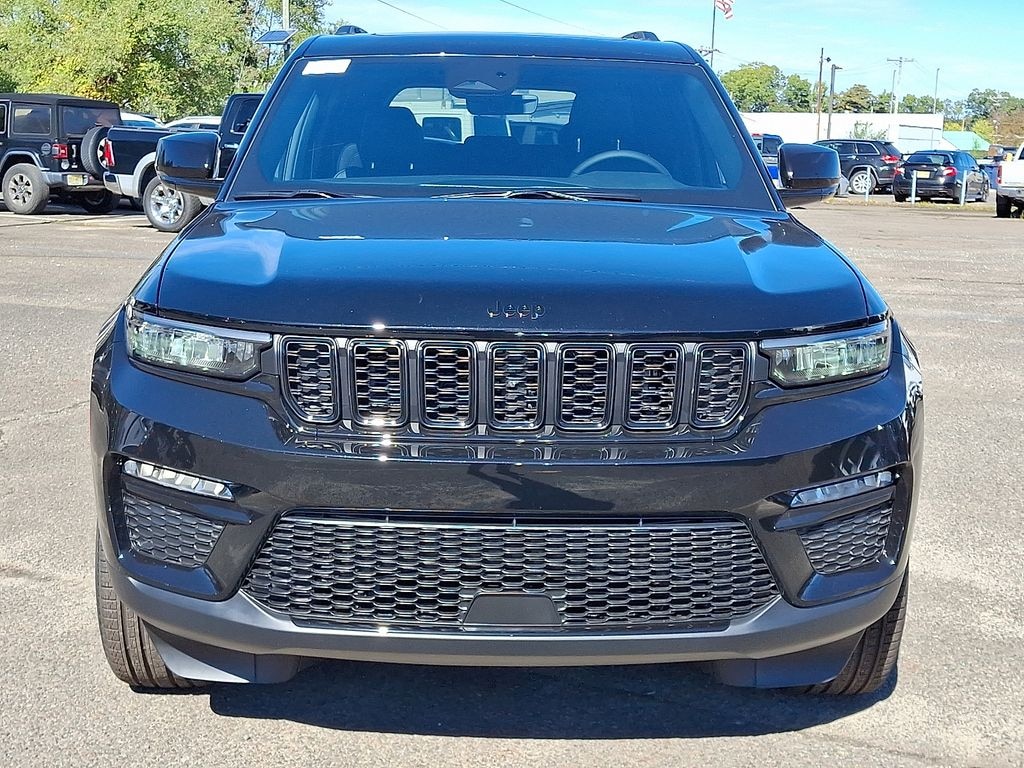 New 2025 Jeep Grand Cherokee LIMITED 4X4 Sport Utility