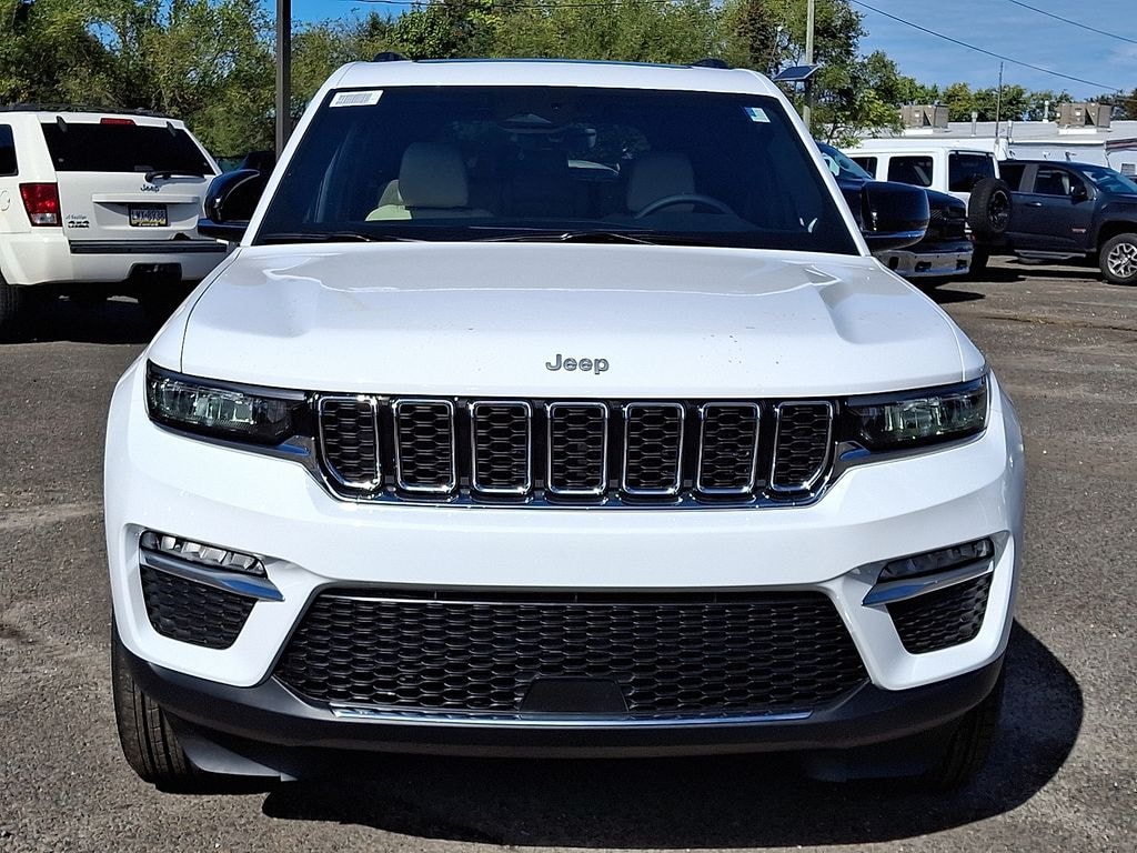 New 2025 Jeep Grand Cherokee LIMITED 4X4 Sport Utility
