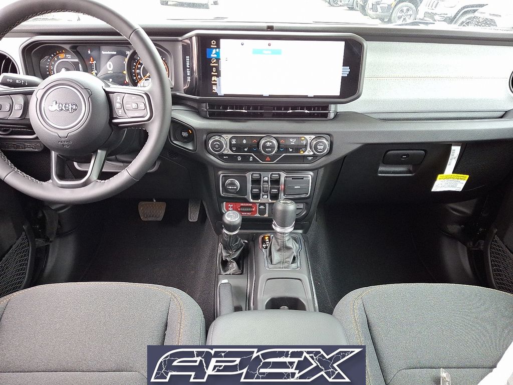 2025 Jeep Wrangler 4-Door Willys - Photo 12
