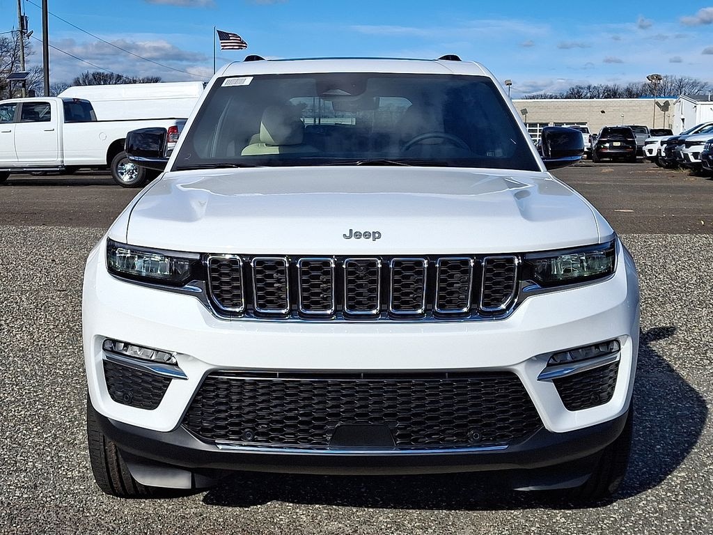 New 2025 Jeep Grand Cherokee LIMITED 4X4 Sport Utility