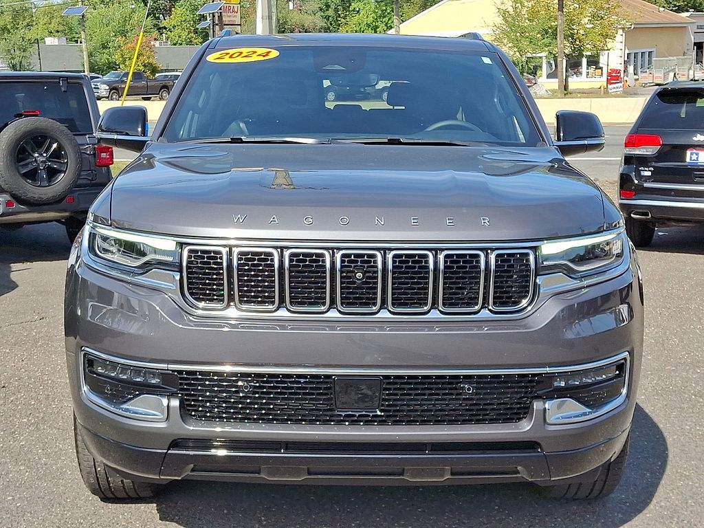 2024 Jeep Wagoneer Base photo 4