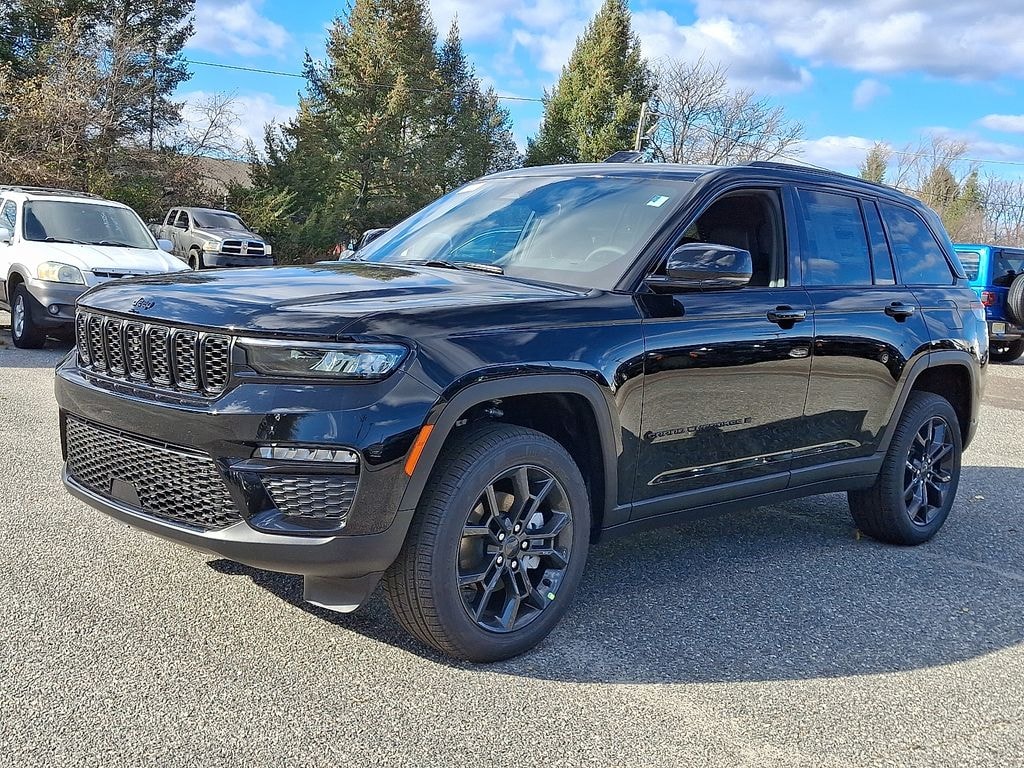 New 2025 Jeep Grand Cherokee LIMITED 4X4 Sport Utility