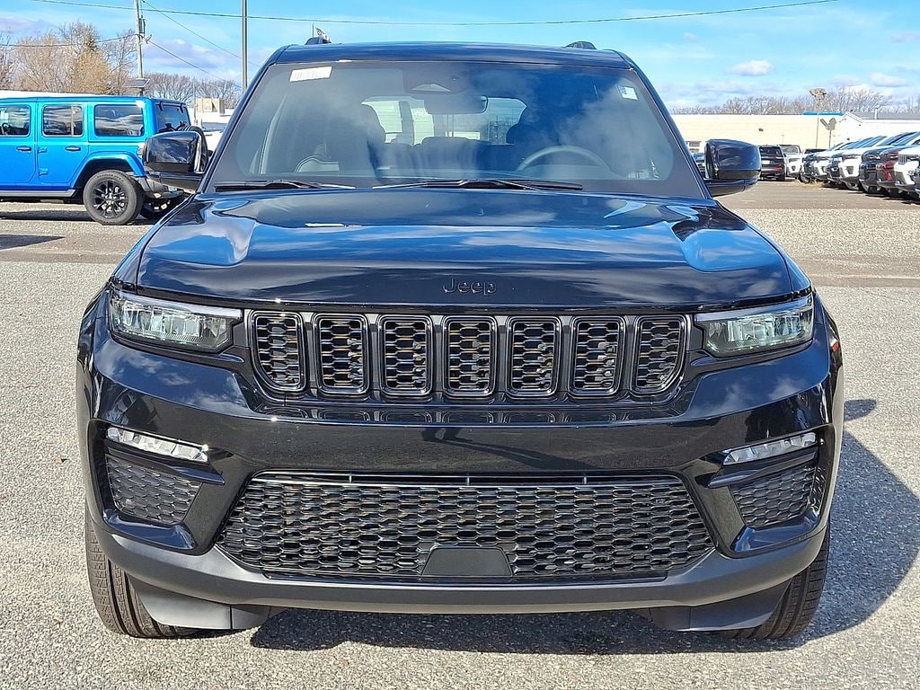 New 2025 Jeep Grand Cherokee LIMITED 4X4 Sport Utility