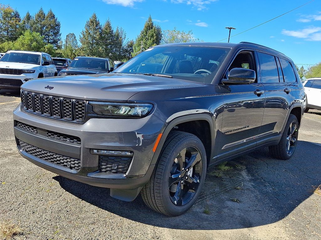 2025 Jeep Grand Cherokee Limited photo 4