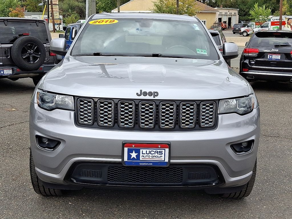 Used 2019 Jeep Grand Cherokee Altitude SUV