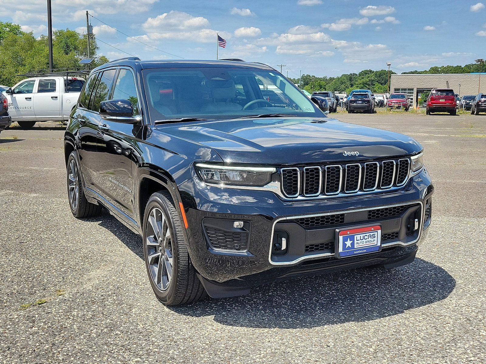 Used 2023 Jeep Grand Cherokee Overland with VIN 1C4RJHDG7P8741008 for sale in Lumberton, NJ