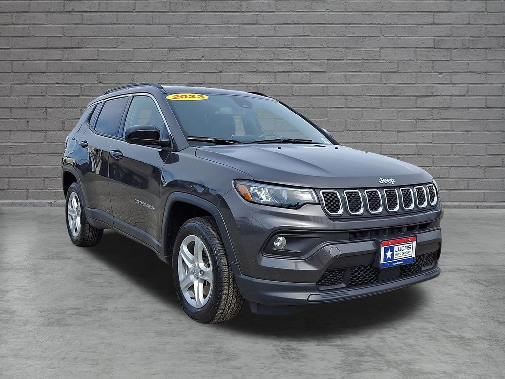 Used 2023 Jeep Compass Latitude SUV