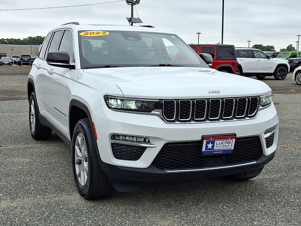 2022 Jeep Grand Cherokee Limited photo 2