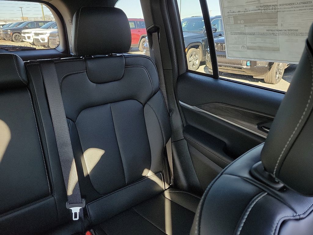 2024 Jeep Grand Cherokee 4xe - Photo 15
