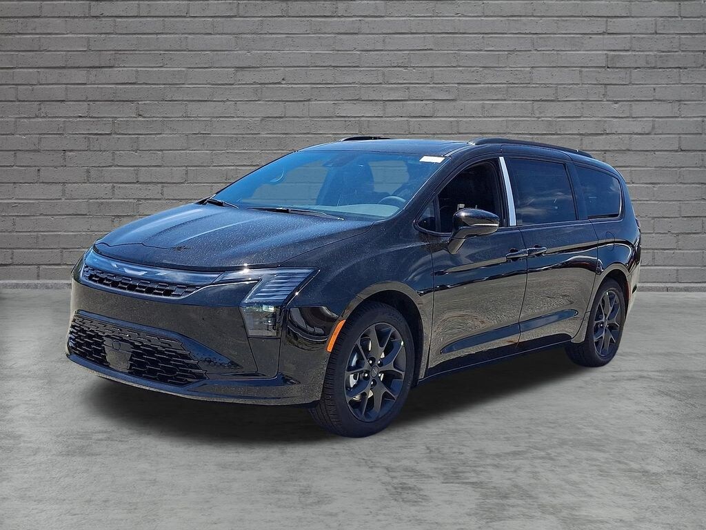New 2027 Chrysler Pacifica LIMITED Passenger Van