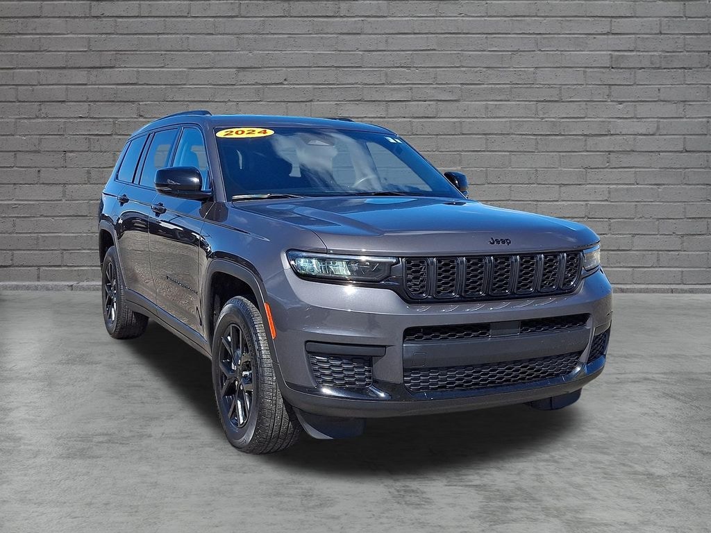 Used 2024 Jeep Grand Cherokee L Altitude SUV