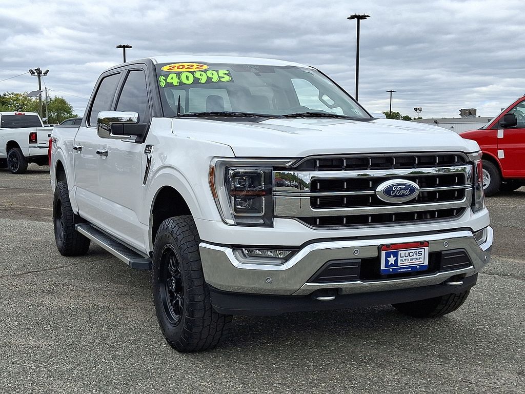 2022 Ford F-150 Lariat photo 2
