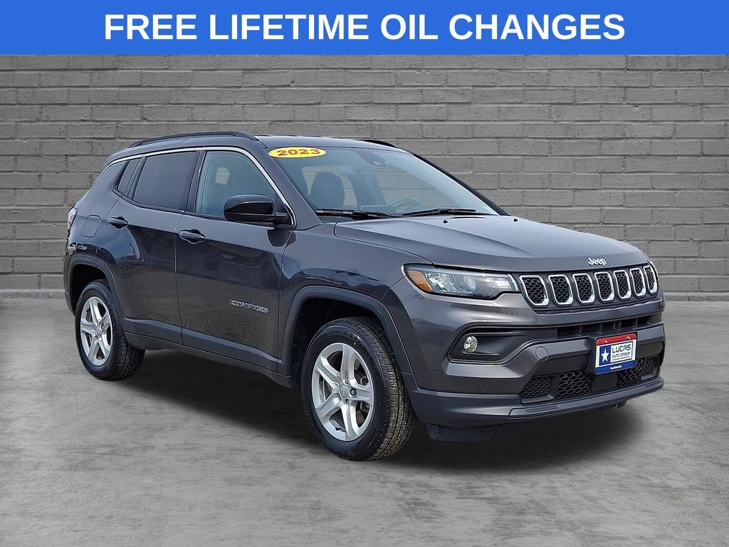 Used 2023 Jeep Compass Latitude SUV