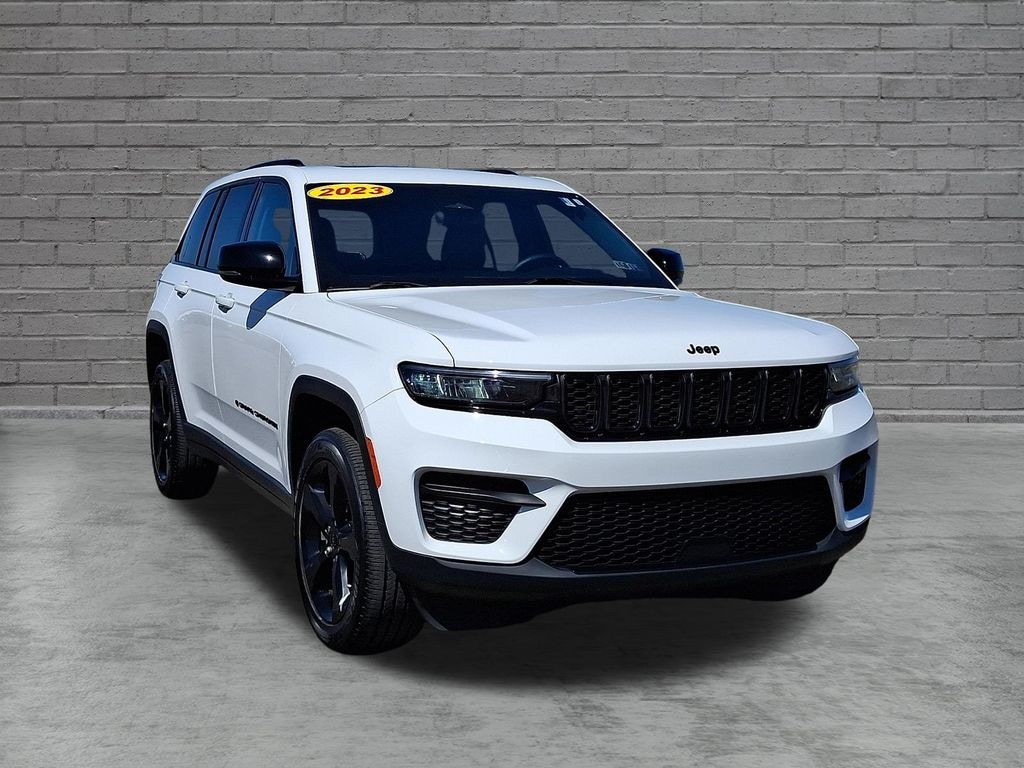 Used 2023 Jeep Grand Cherokee Altitude X SUV