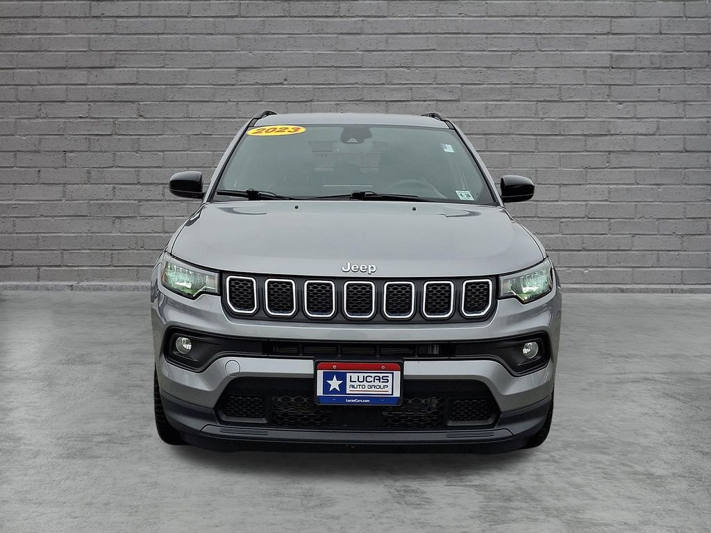 Used 2023 Jeep Compass Latitude SUV