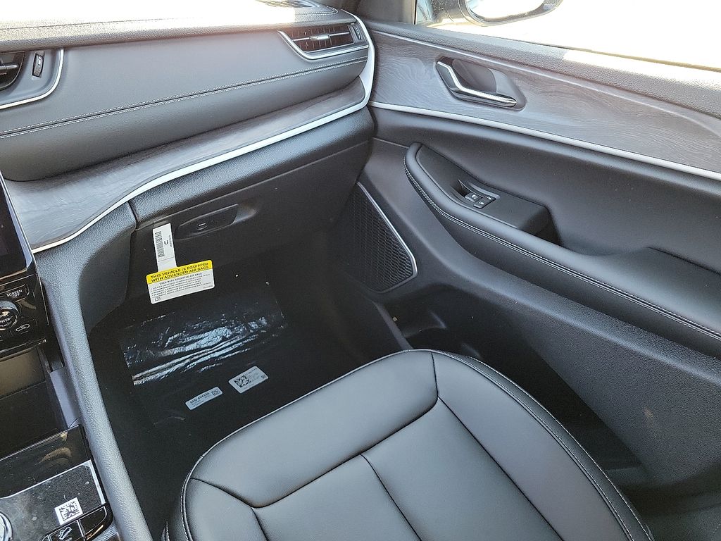 2024 Jeep Grand Cherokee 4xe - Photo 12