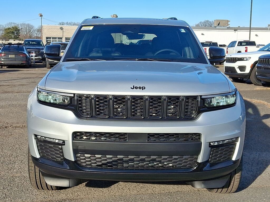 New 2025 Jeep Grand Cherokee L LIMITED 4X4 Sport Utility