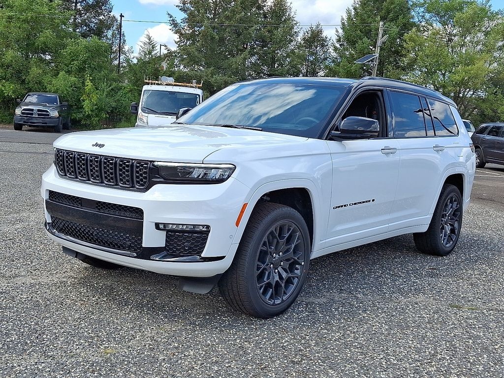 New 2025 Jeep Grand Cherokee L SUMMIT RESERVE 4X4 Sport Utility