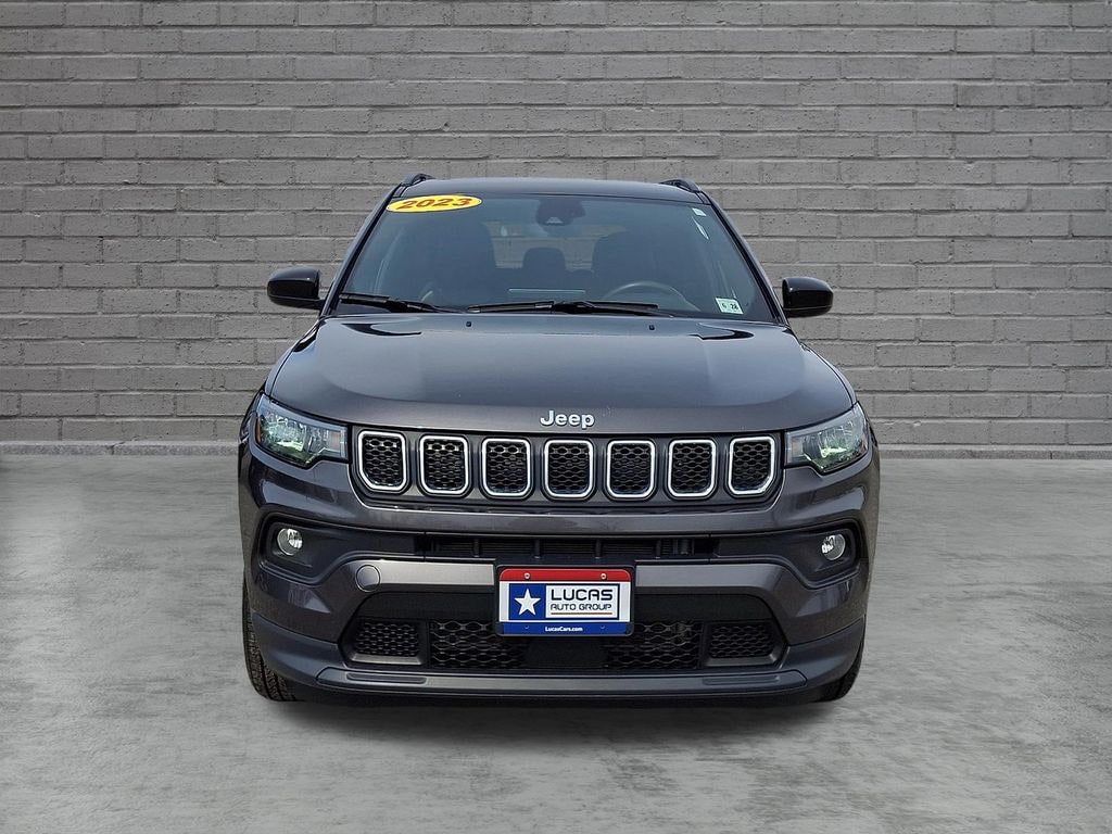 Used 2023 Jeep Compass Latitude SUV