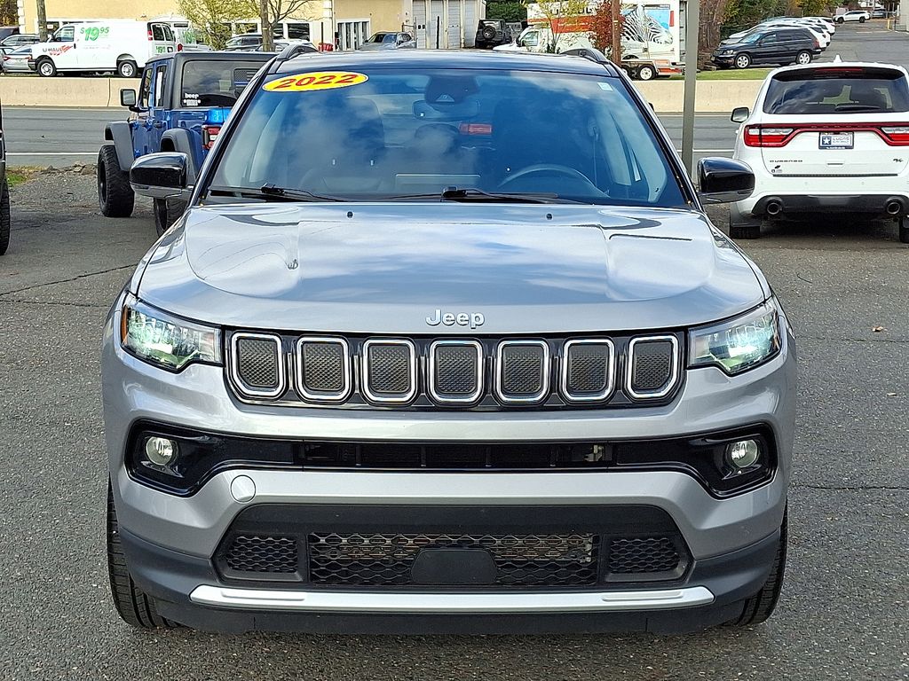 2022 Jeep Compass Limited photo 3