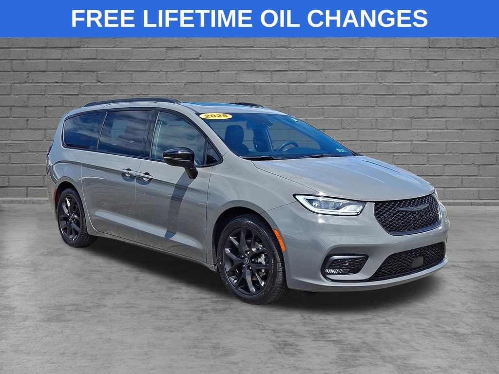 2025 Chrysler Pacifica