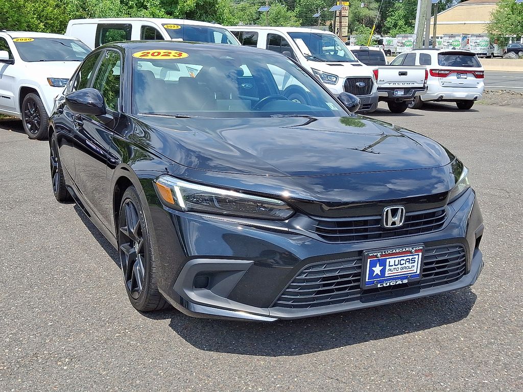 2023 Honda Civic Sport photo 2