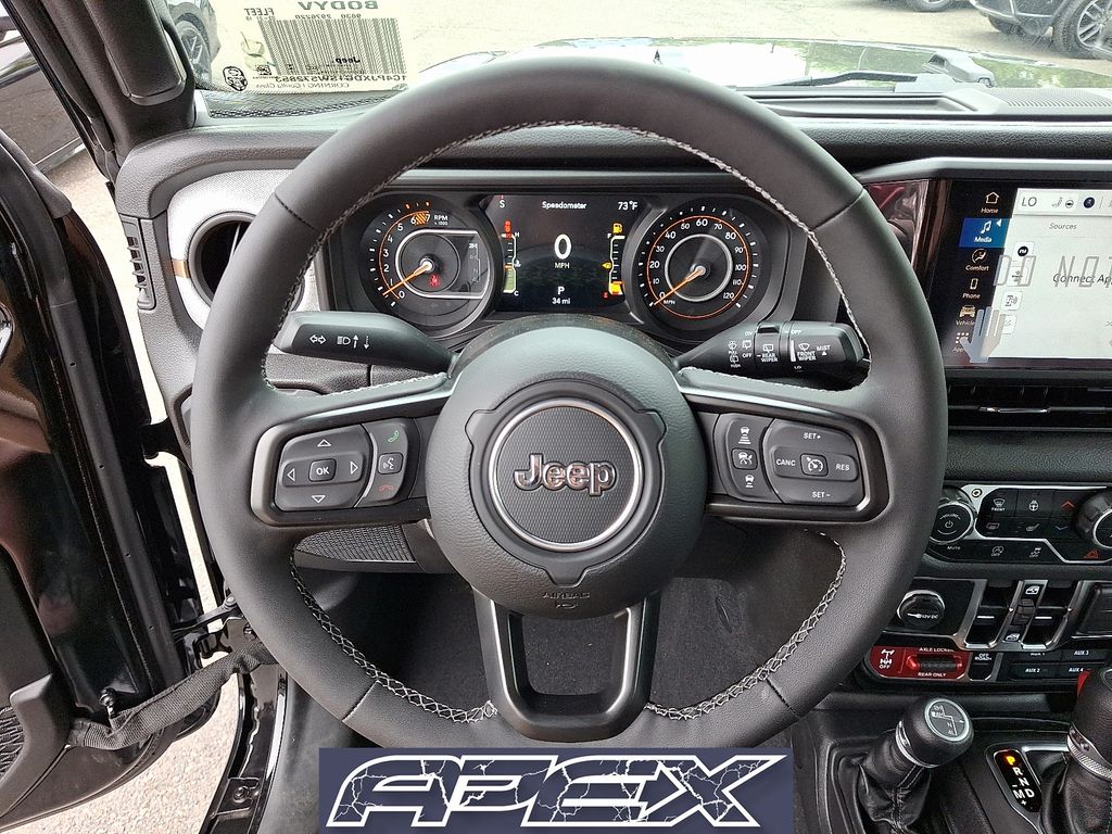 2025 Jeep Wrangler 4-Door Willys - Photo 19
