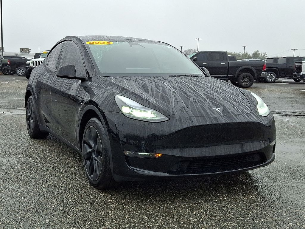 Used 2024 Tesla Model Y Long Range SUV