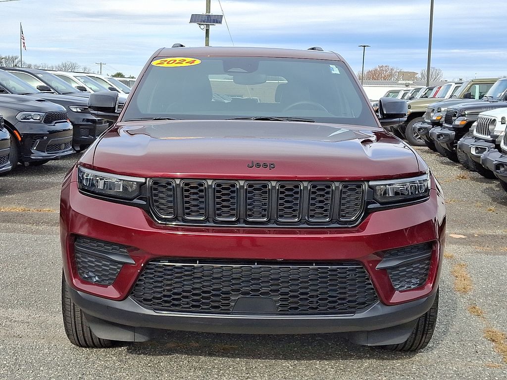 2024 Jeep Grand Cherokee Altitude X photo 3