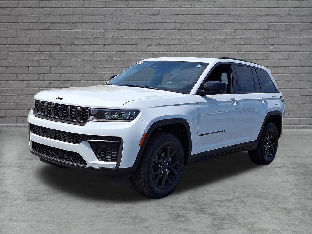 New 2026 Jeep Grand Cherokee LAREDO ALTITUDE 4X4 Sport Utility