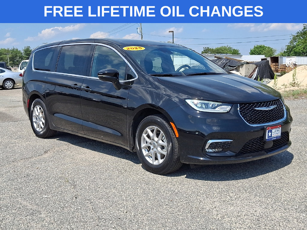 2025 Chrysler Pacifica