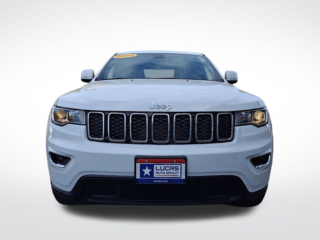 2021 Jeep Grand Cherokee Laredo X photo 3