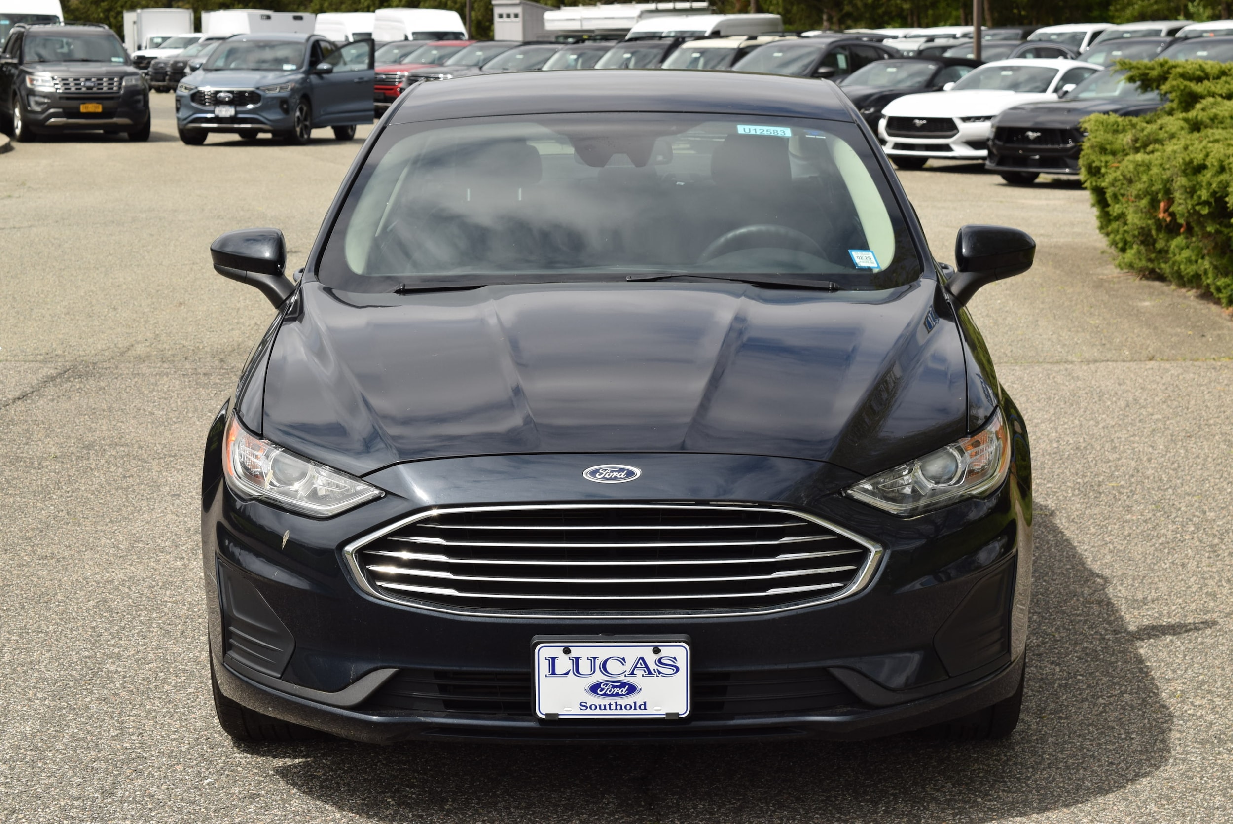 Used 2020 Ford Fusion SE with VIN 3FA6P0T93LR101818 for sale in Southold, NY