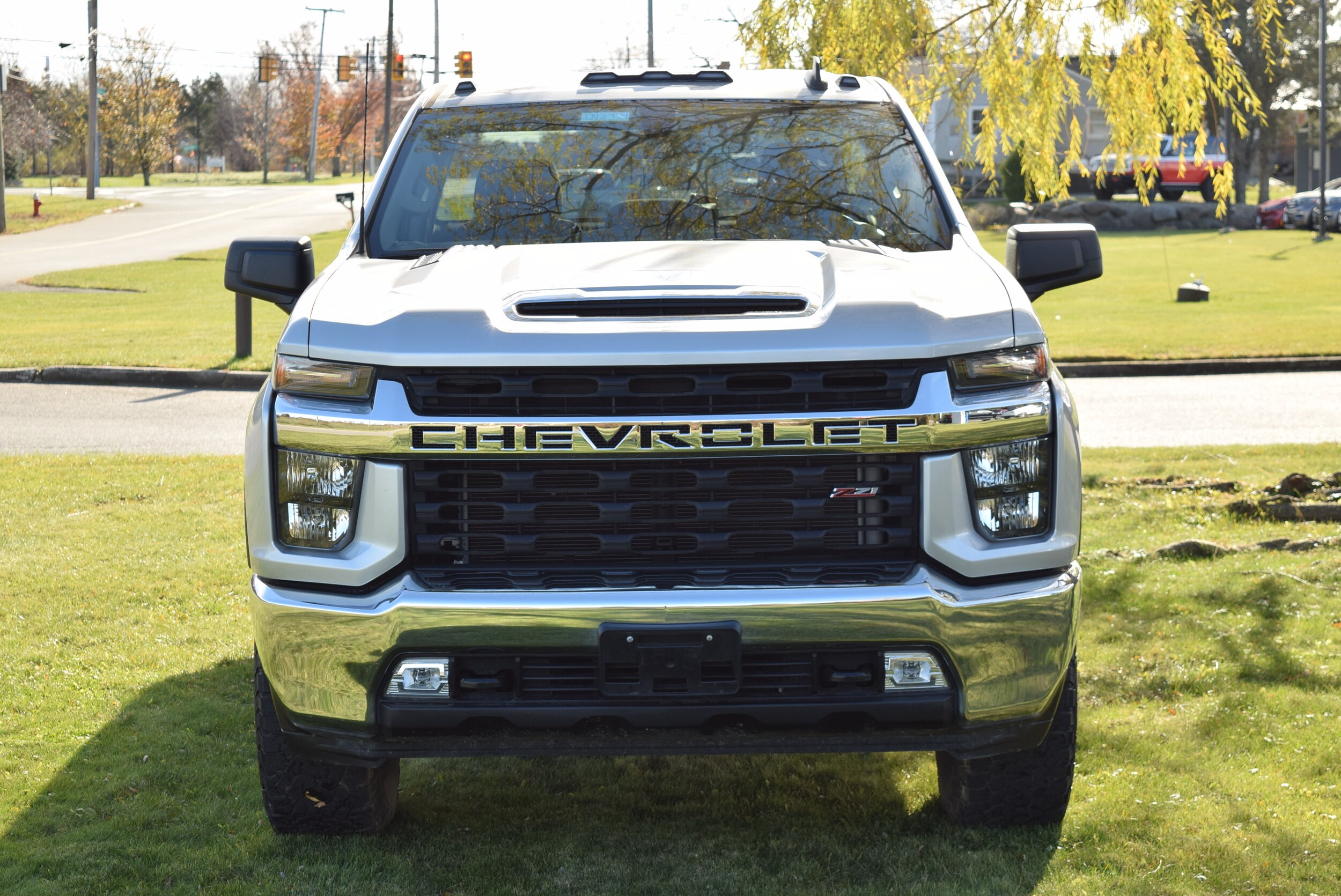 2022 Chevrolet Silverado 2500HD LT photo 2