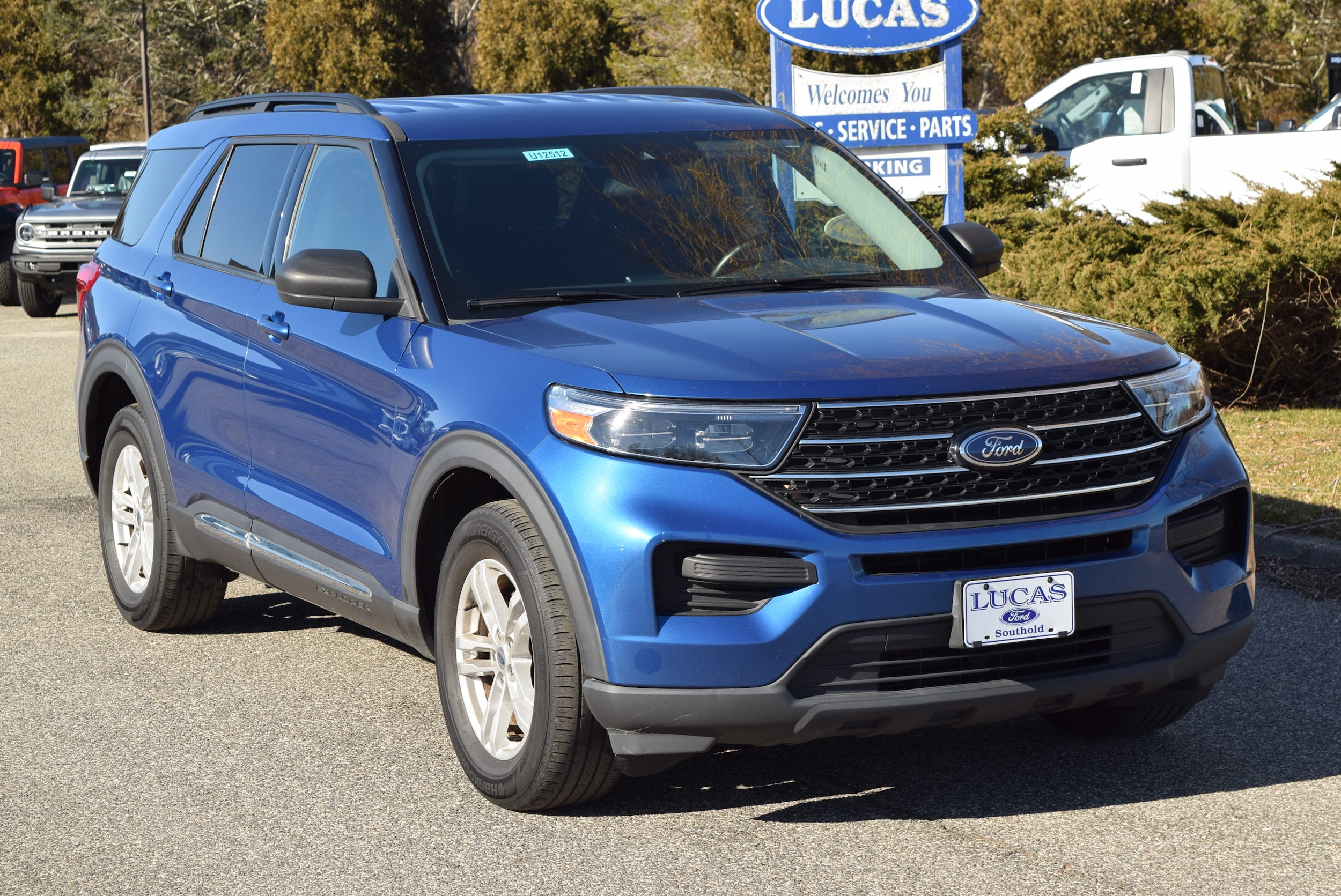 Used 2021 Ford Explorer XLT with VIN 1FMSK8DH7MGA54809 for sale in Southold, NY