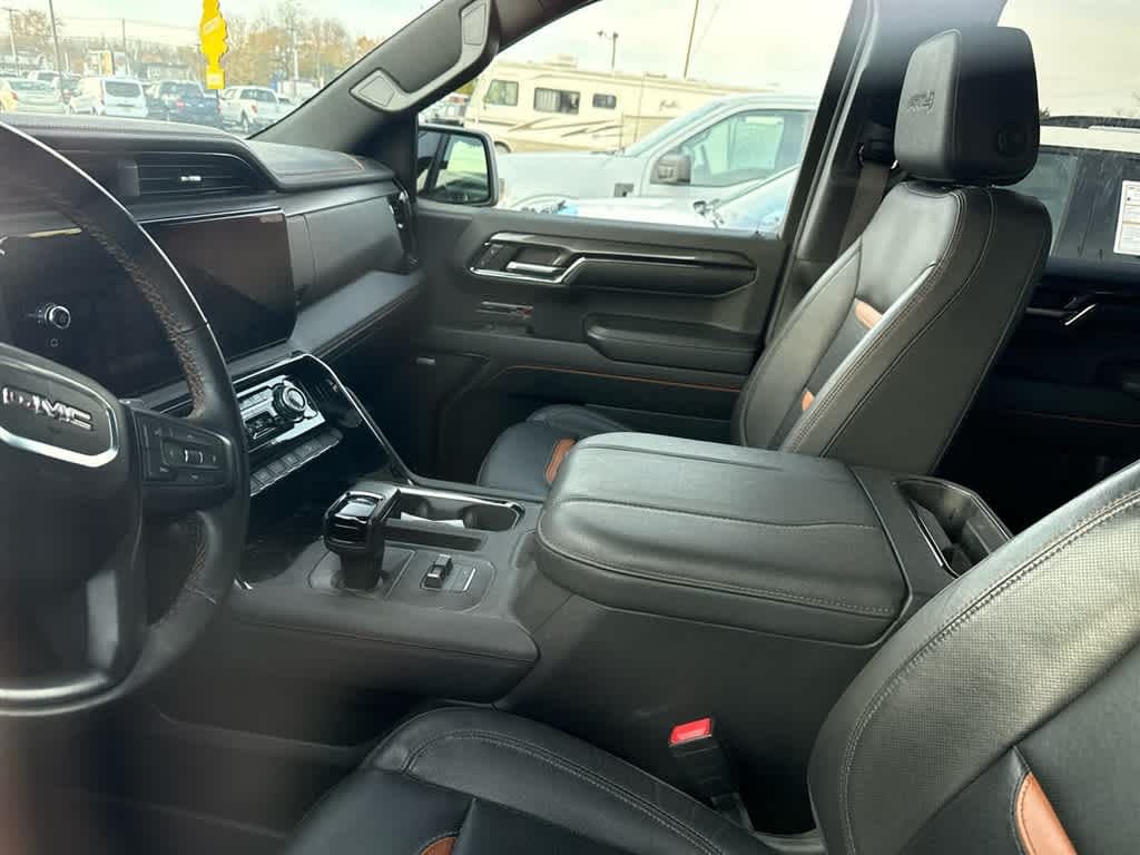 Used 2024 GMC Sierra 1500 AT4 4WD Crew Cab 157 4WD Crew Cab 157