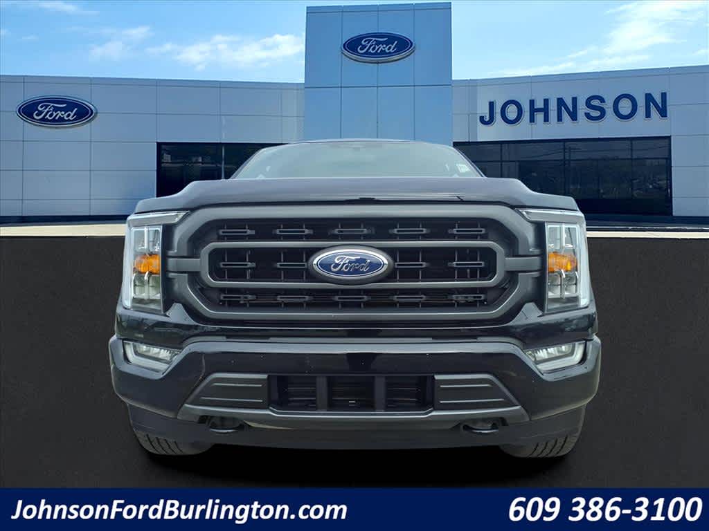 2023 Ford F-150 XLT photo 2