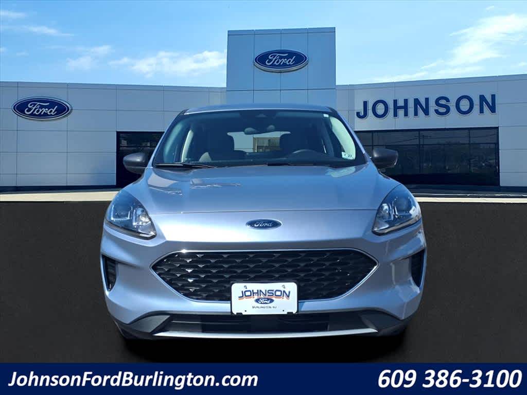 2022 Ford Escape SE photo 3