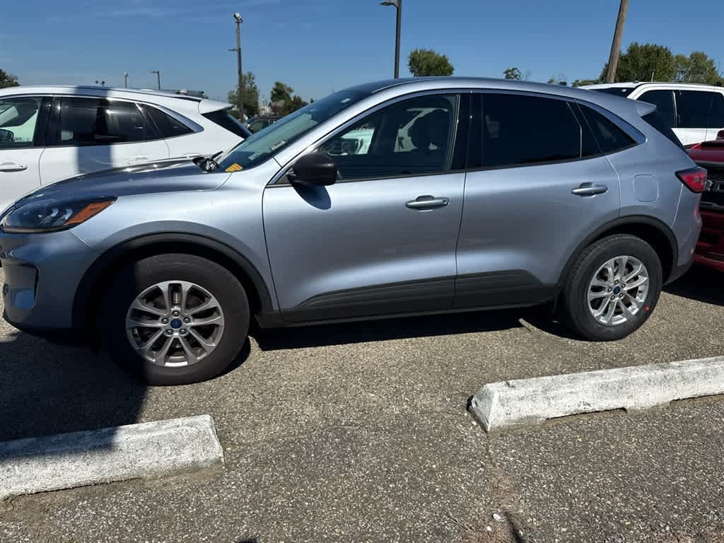 2022 Ford Escape SE photo 4